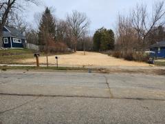 Mary Ave (1318), Lansing, MI