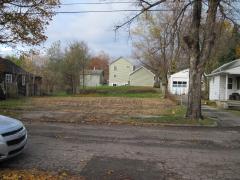 Leslie St (1000), Lansing, MI