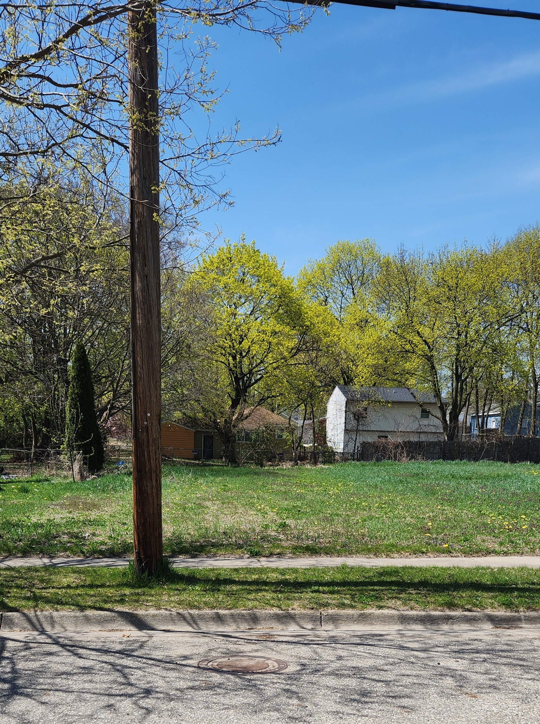 S Hayford Avenue